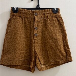 GAP High Waist Leopard Print Tan Shorts